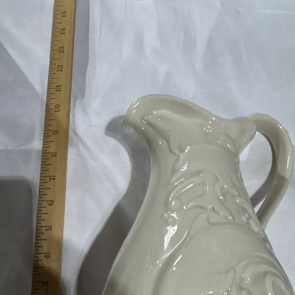 VTG 1994 Lenox The Waveswept Pitcher With Dolphins In Ocean Ivory Gold Trim USA
